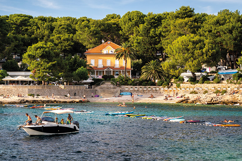 Kempingi w Chorwacji na wyspach Cres i Lošinj 2